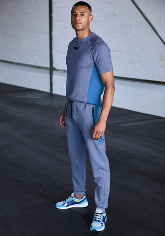 Authentic Le Jogger Tapered Hose in Blau
