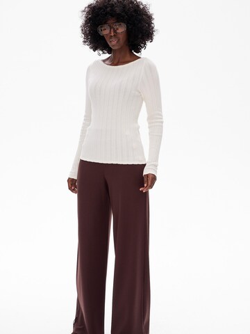 Blue Shadow Sweater in Beige