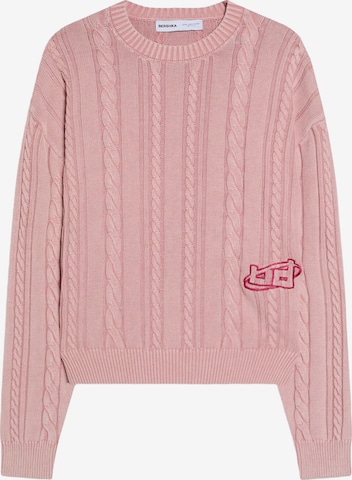 BershkaPulover - roza boja: prednji dio