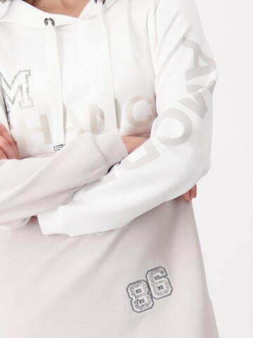 Robe monari en gris