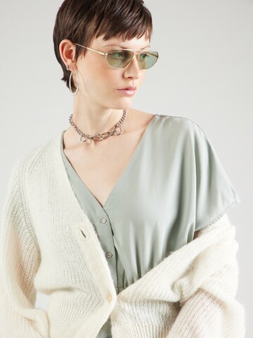 VILA - Blusa 'MATHILDE' en verde