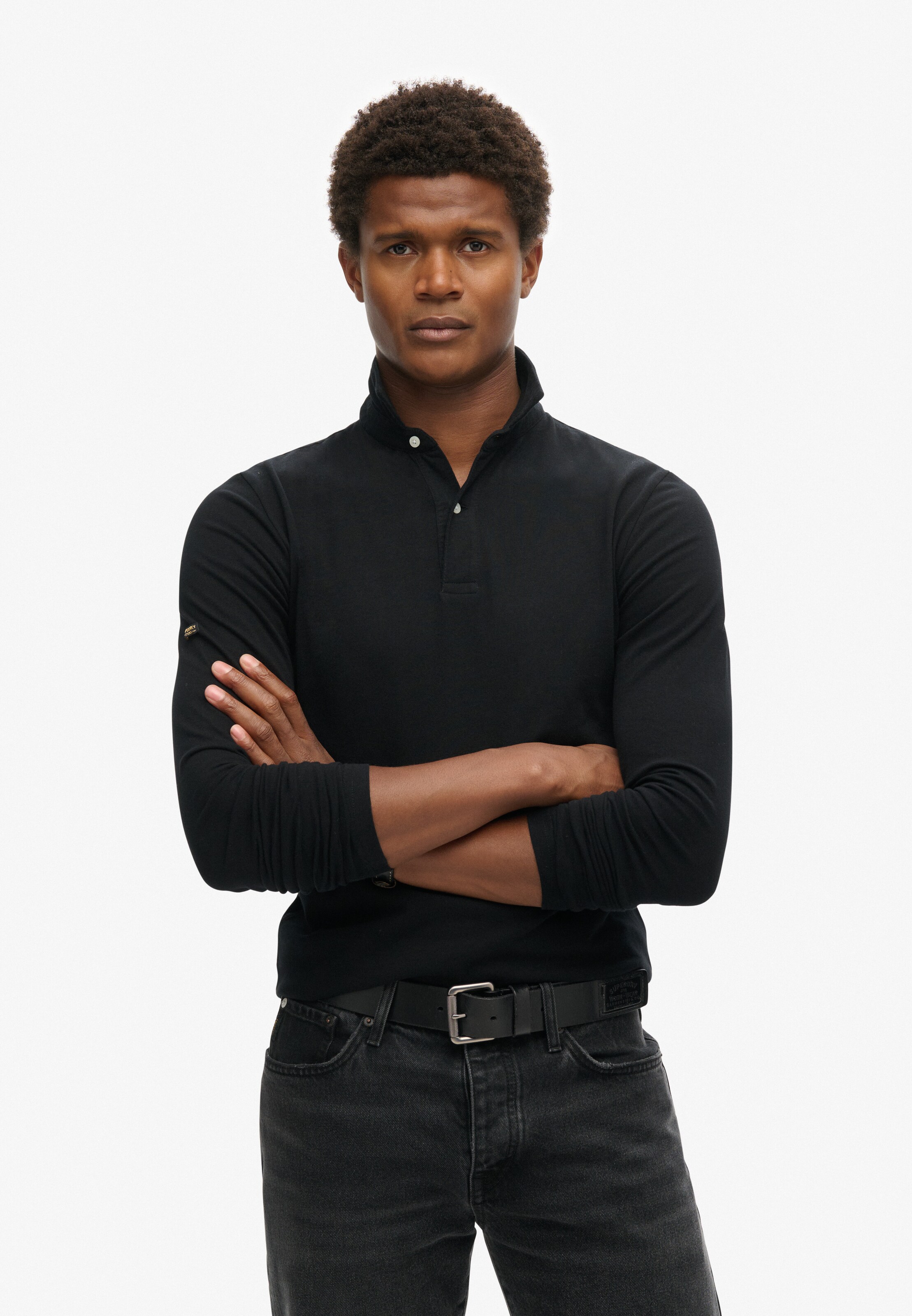 T-Shirt Superdry en noir : devant