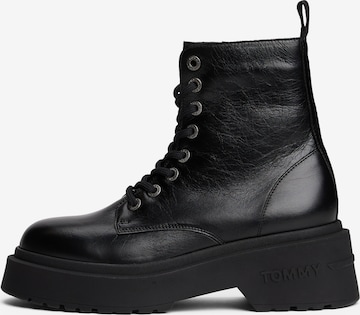 Tommy Jeans - Botines con cordones en negro: frente