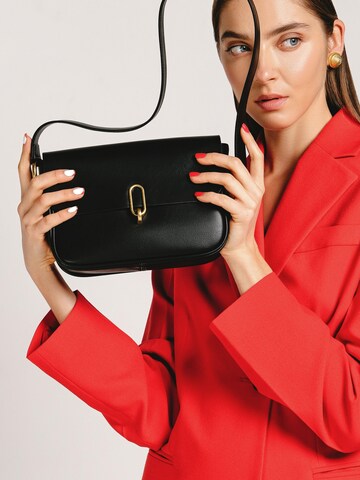 Estro Schoudertas '180158' in Zwart