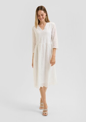 Robe s.Oliver BLACK LABEL en blanc