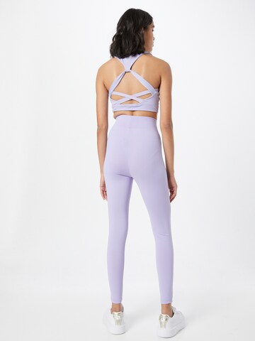 Urban Classics - Skinny Leggings em roxo