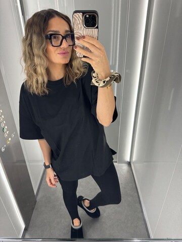 Tatiana Zidekova Тениска в черно