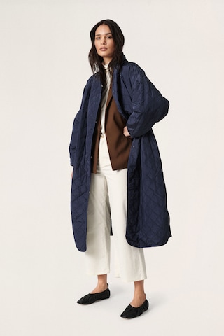 SOAKED IN LUXURY Between-Seasons Coat 'Mina' in Blue