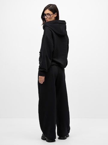 mandragora Wide Leg Bukser 'Sento' i sort
