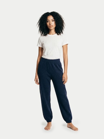 GOBI Cashmere Regular Byxa 'Women's Cashmere Sweatpants' i blå: framsida