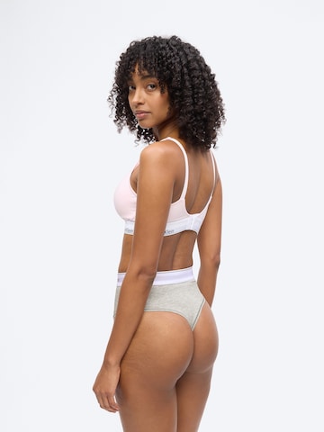 Calvin Klein UnderwearTanga gaćice - siva boja