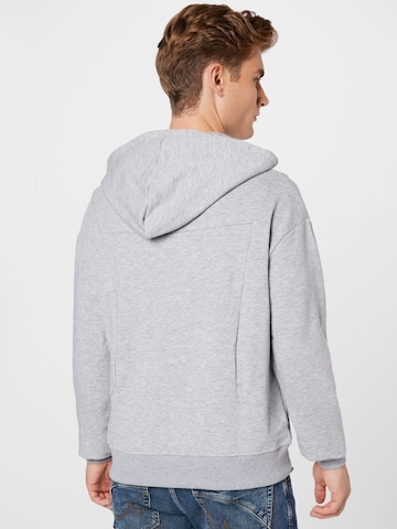 NU-IN - Sweatshirt em cinzento
