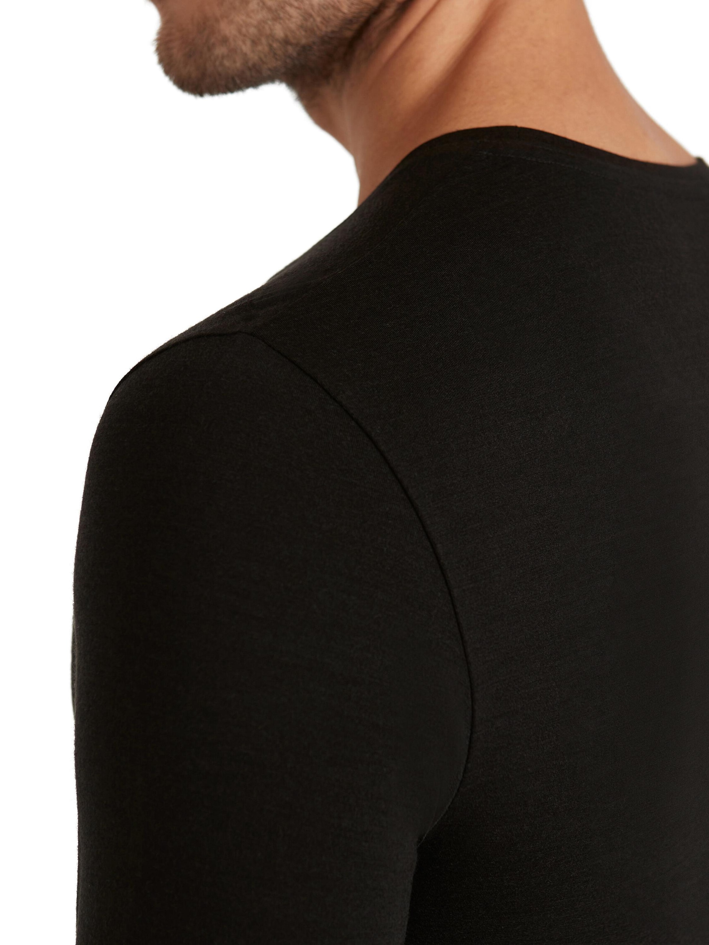 FALKE Undershirt in Black