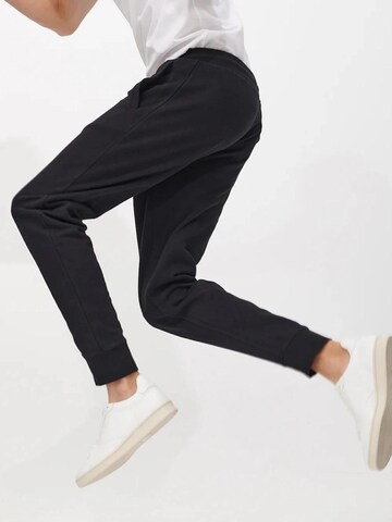 SANVT Regular Hose 'The Perfect Sweatpants'‌‌‌‌‌‌‌‌ in Schwarz