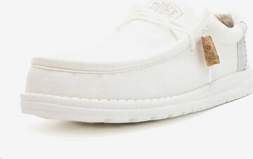 Mocassin 'Wally Break Stitch' HEY DUDE en blanc : devant