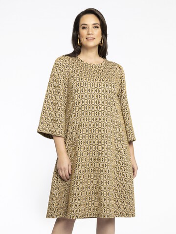 Yoek Dress in Yellow: front