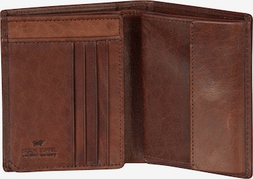 Braun Büffel Wallet 'Sven' in Brown