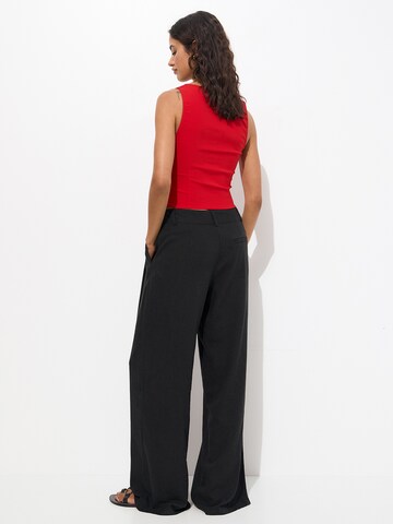 Top di Pull&Bear in rosso