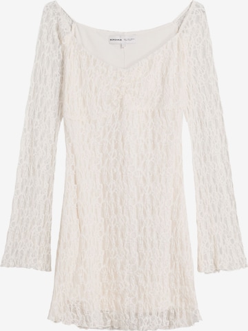 Abito di Bershka in beige: frontale