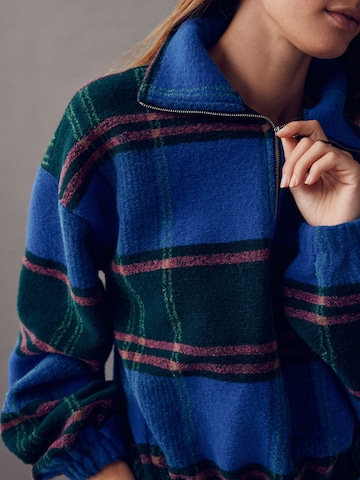 Next Neulepaita värissä sininen