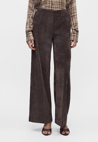 Wide leg Pantaloni cu dungă 'BEFORE' de la DRYKORN pe maro: față