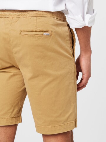 Lindbergh Regular Shorts in Beige