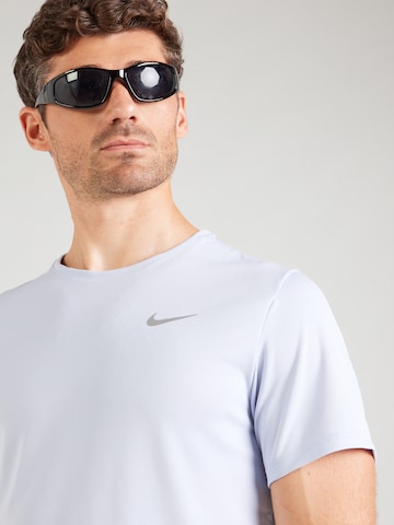 NIKE Функционална тениска 'Miler' в синьо