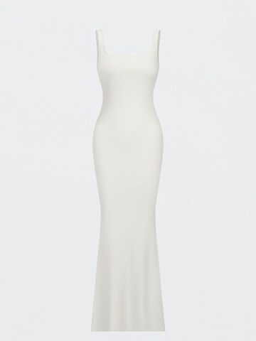 cfab (formerly creamy fabrics) Dress 'Ribbed Tank Top Maxikleid' in White: front