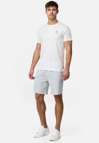 T-Shirt ' Ansel ' INDICODE JEANS en blanc