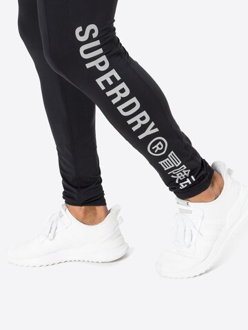 Skinny Pantalon de sport 'Carbon' Superdry en noir