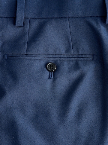 Regular Pantalon à plis Next en bleu