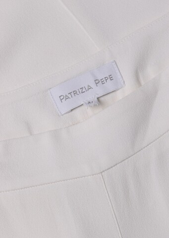 PATRIZIA PEPE Pants in L x 30 in White