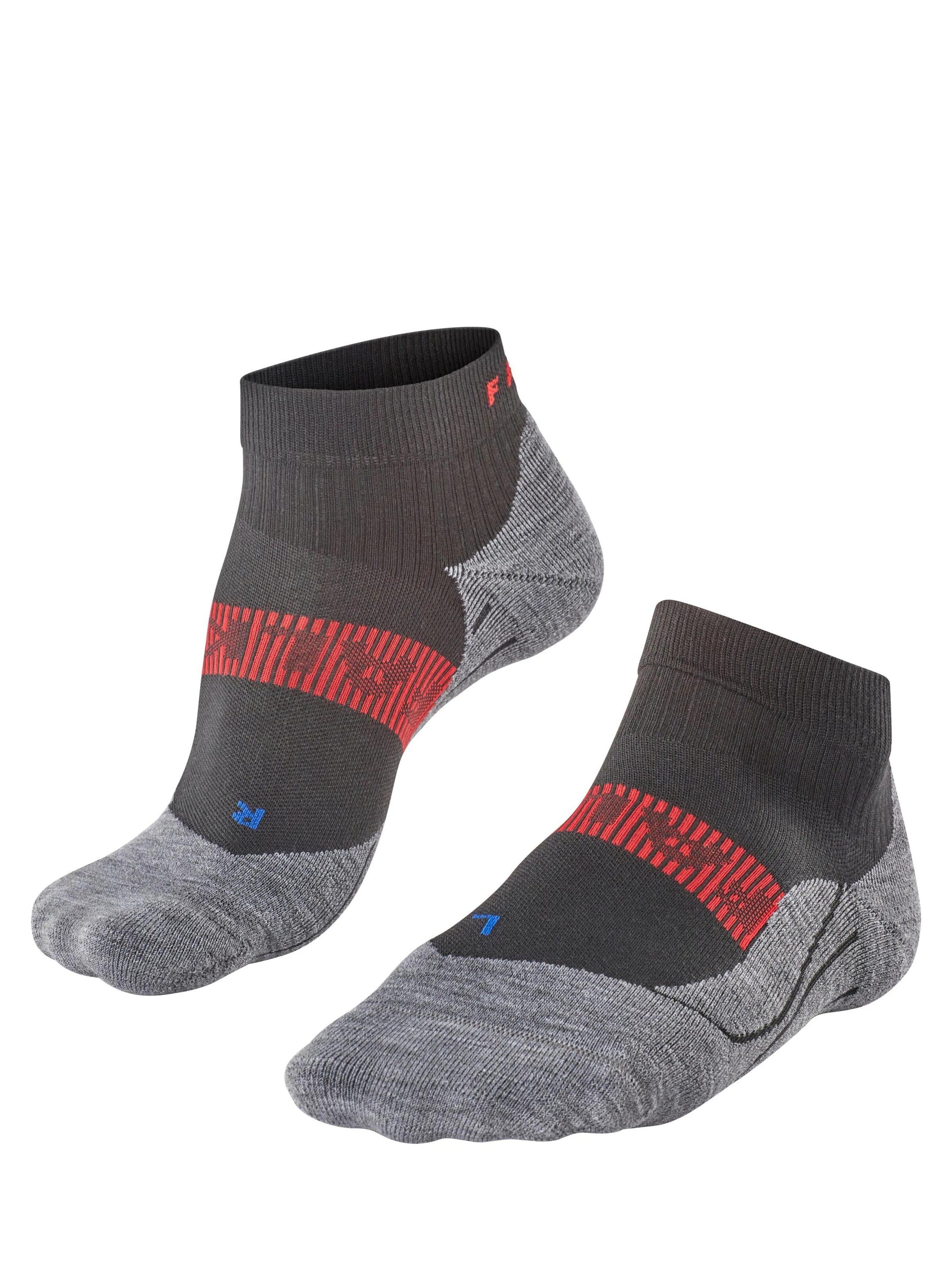 FALKE Athletic Socks 'RU4 Endurance Cool Short' in Black: front