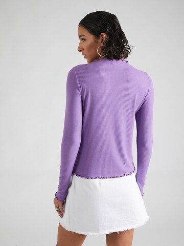 T-shirt 'NICCA' PIECES en violet