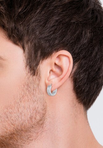 KUZZOI Earring in Silver: front