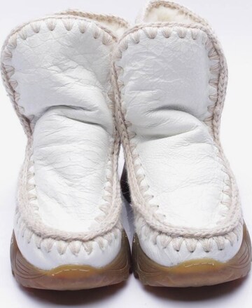 MOU Dress Boots in 38 in White