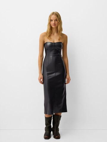 Bershka Kleid in Schwarz: Vorderseite