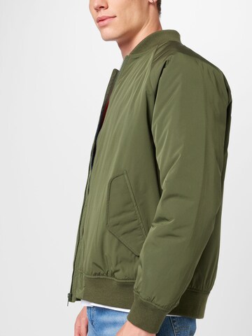 LEVI'S ® Tussenjas 'Filbert Flight Jacket' in Groen