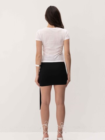 FEMSSY Shirt 'PURE'‌‌‌‌‌ in Weiß