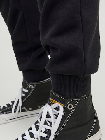 JACK & JONES Tapered Pants 'JPSTGordon JJBradley' in Black