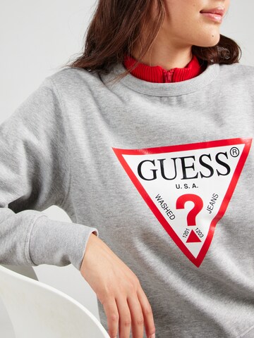 GUESS Μπλούζα φούτερ σε γκρι