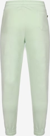 Tapered Pantaloni 'EMB' de la ALPHA INDUSTRIES pe verde