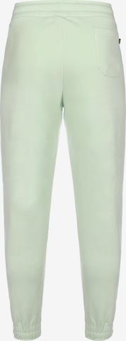 Tapered Pantaloni 'EMB' di ALPHA INDUSTRIES in verde