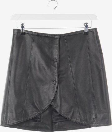 Quantum Courage Skirt in S in Black: front