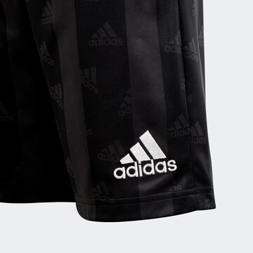 ADIDAS SPORTSWEAR Regular Спортен панталон 'Brand Love Allover Print' в черно