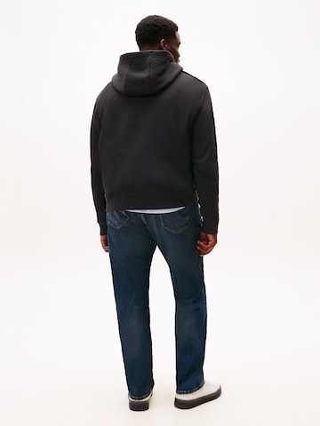 Tommy Hilfiger Big & Tall Collegepaita värissä musta