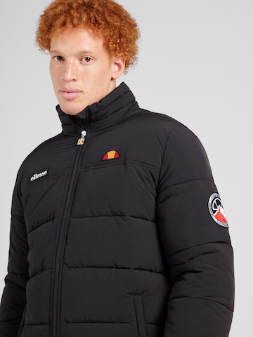 ELLESSE Демисезонная куртка в Черный