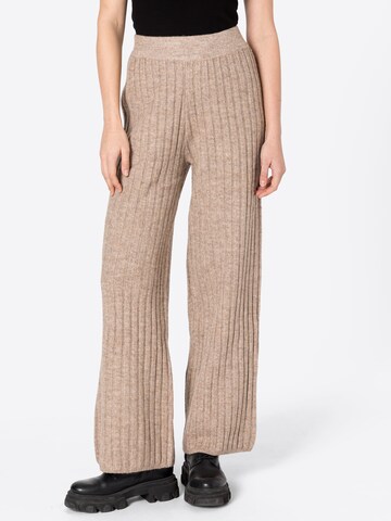 Wide leg Pantaloni 'Blanca' de la Gina Tricot pe bej: față