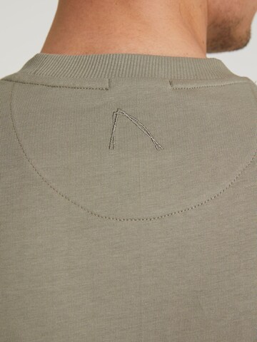 CHASIN' Shirt 'Davie' in Green