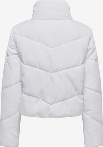 ONLY Демисезонная куртка 'MAGGI' в Белый